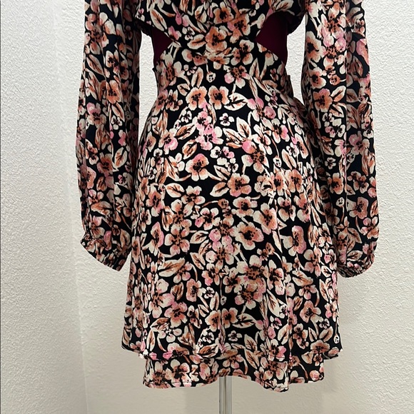 Free people - Jael Floral Black & Pink Long Sleeve Mini Cutout Dress Women XS - Picture 7 of 10